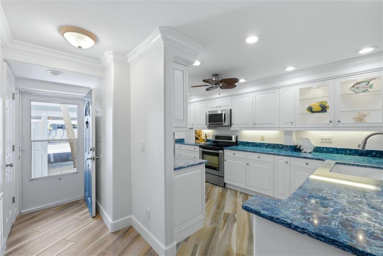 2110 Benjamin Franklin Drive , Unit 104, Sarasota, FL 34236 Photo