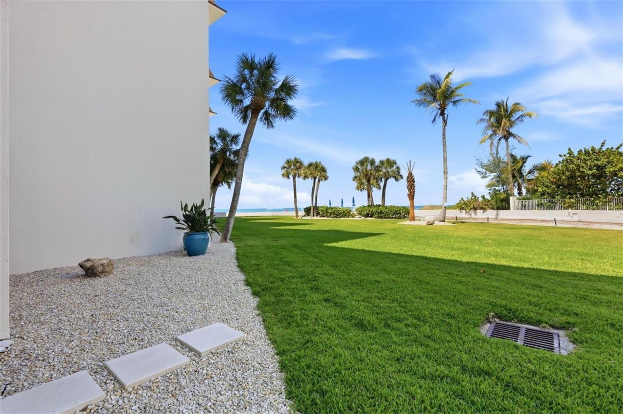2110 Benjamin Franklin Drive , Unit 104, Sarasota, FL 34236 Photo