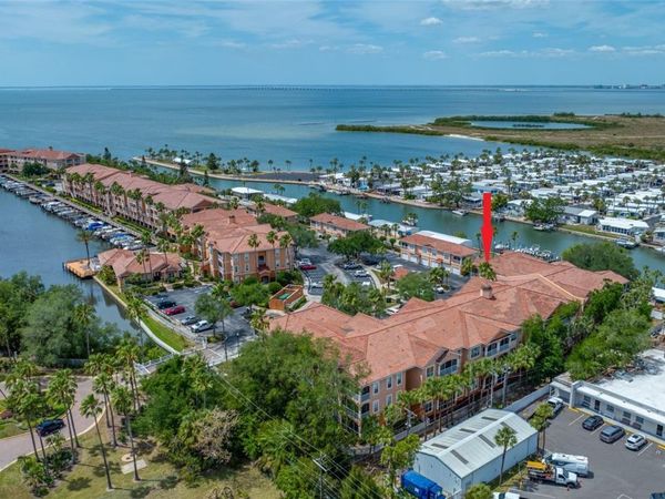 5000 CULBREATH KEY WAY, Unit 1-201, TAMPA, FL 33611