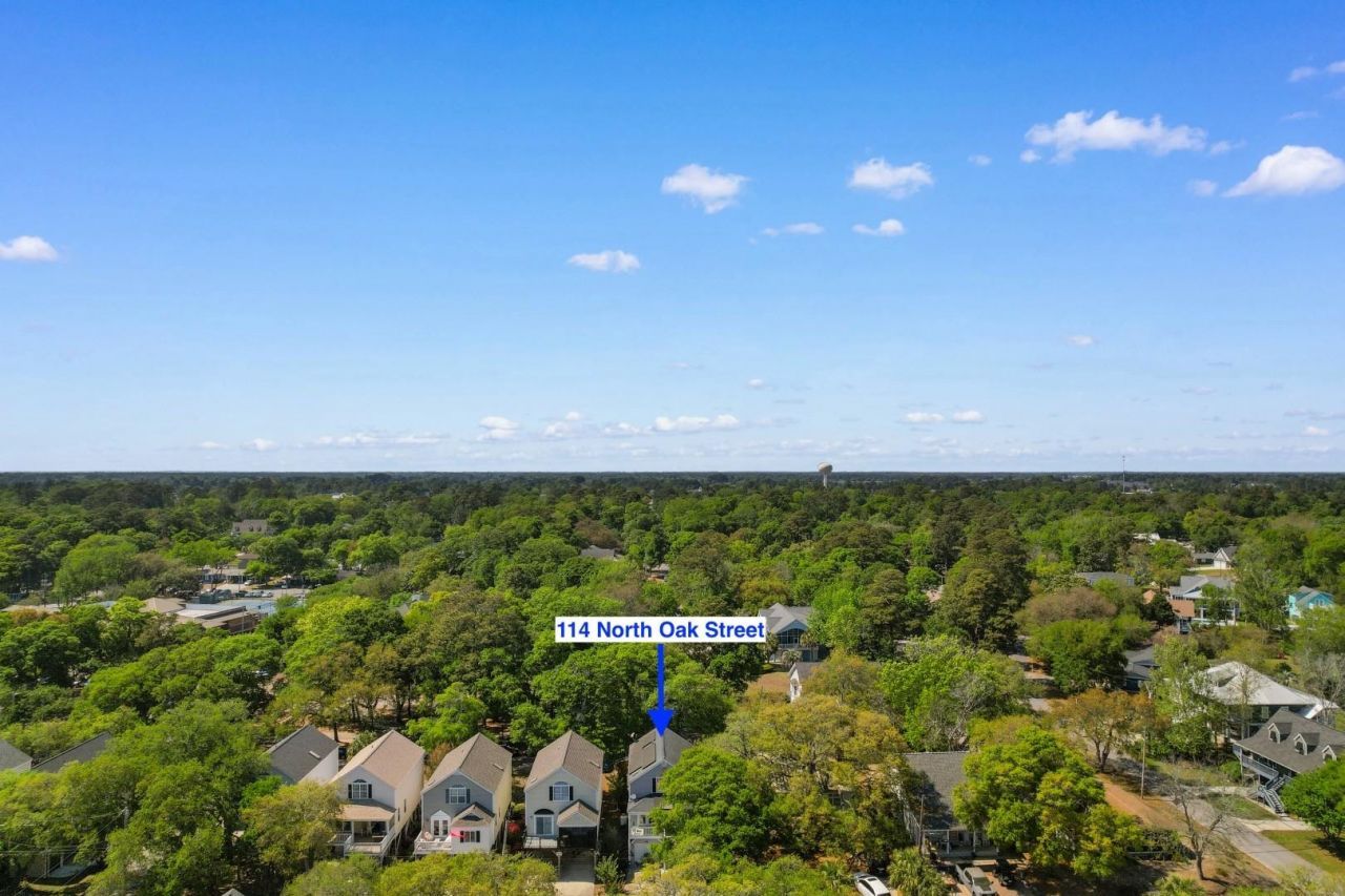 114 N Oak St.  Photo 35