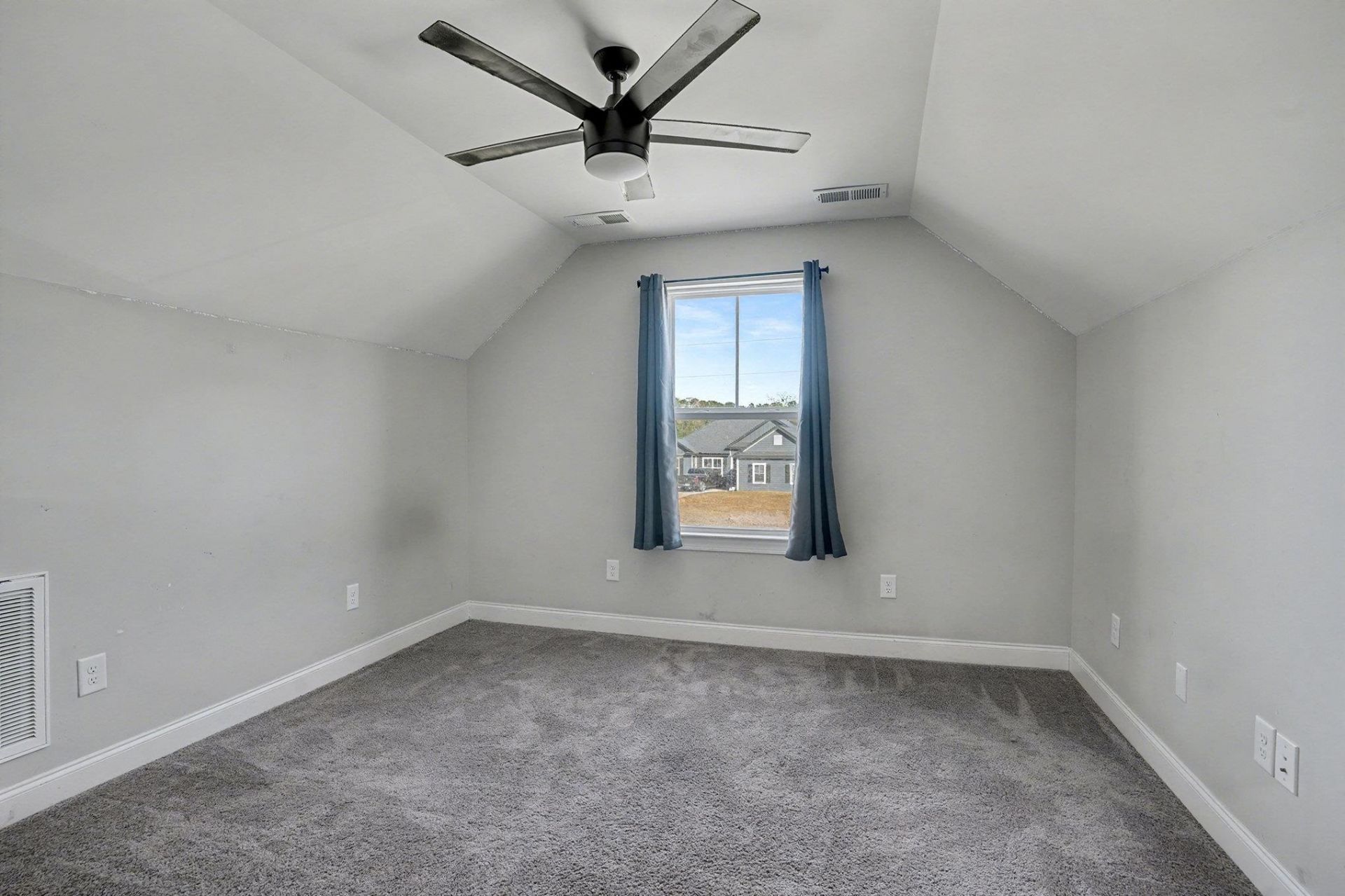 2520 Suzanne Dr.  Photo 22