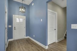 2520 Suzanne Dr.  photo 4