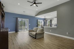 2520 Suzanne Dr.  photo 4