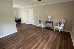 302 Bragdon Ave.  photo 4