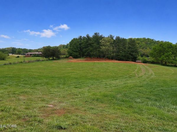 155 Anderson Rd, Sweetwater, TN 37874