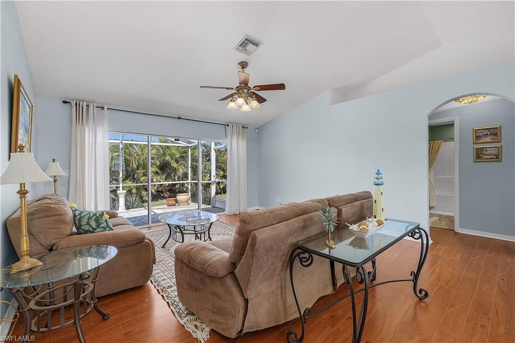 3928 NW 41st Pl, Cape Coral, FL 33993 Photo