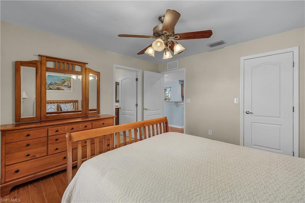 3928 NW 41st Pl, Cape Coral, FL 33993 Photo