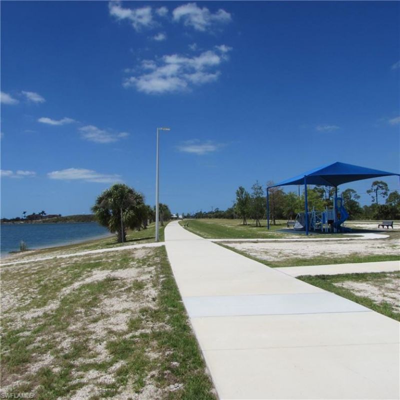 3928 NW 41st Pl, Cape Coral, FL 33993 Photo