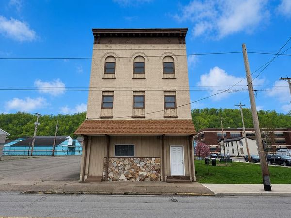 3642 Jacob Street, Wheeling, WV 26003