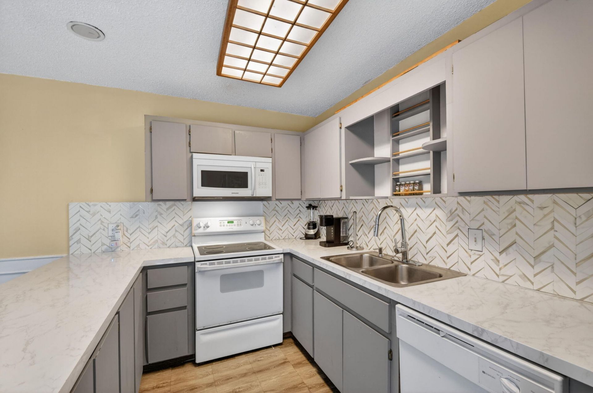 4175 Turnberry Circle, Unit 1102, Lake Worth, FL 33467 Photo