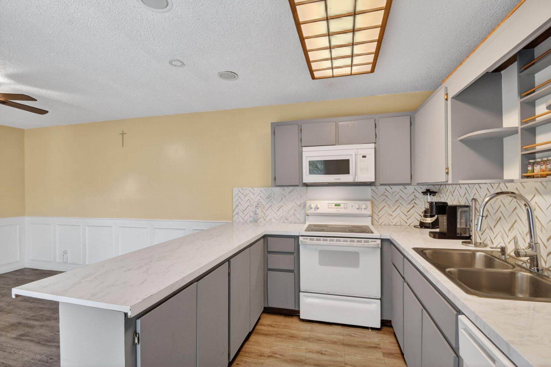 4175 Turnberry Circle, Unit 1102, Lake Worth, FL 33467 Photo