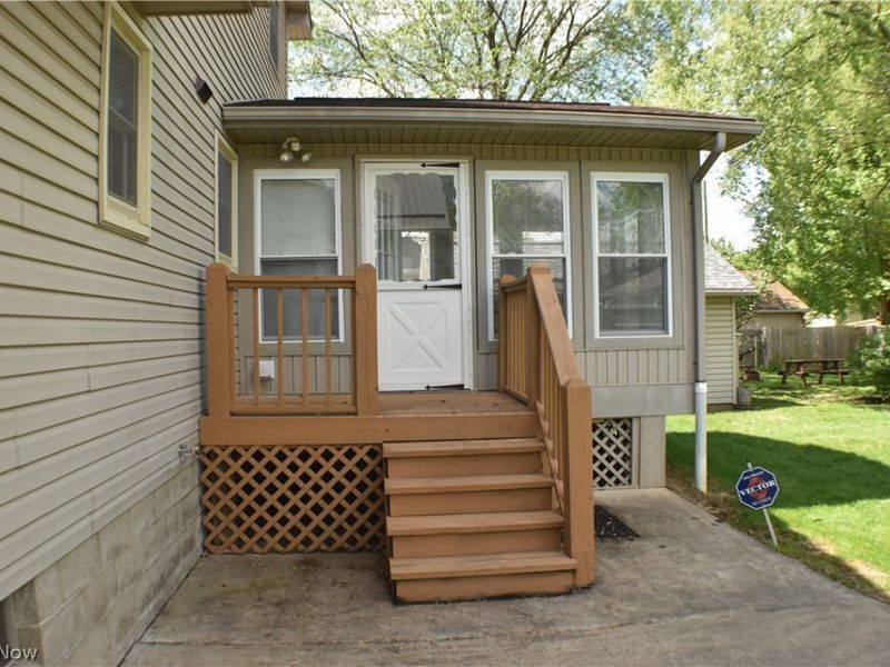 1003 Eppley Avenue, Zanesville, OH 43701 Photo 16