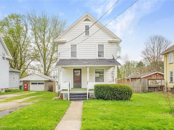 46 N State Street , Rittman, OH 44270