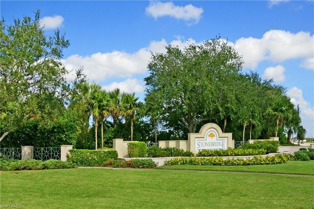 2220 Chesterbrook Ct, Unit 204, Naples, FL 34109 Photo