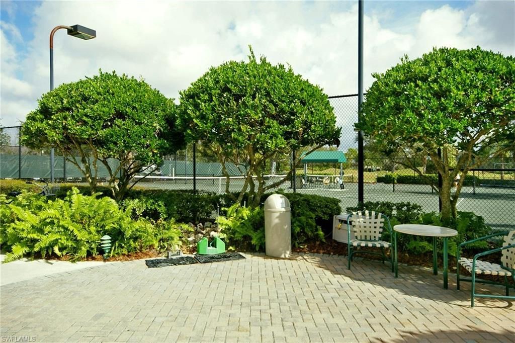 2220 Chesterbrook Ct, Unit 204, Naples, FL 34109 Photo