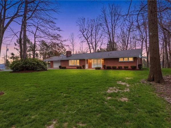 511 Forest Rd, Somerset, PA 15501