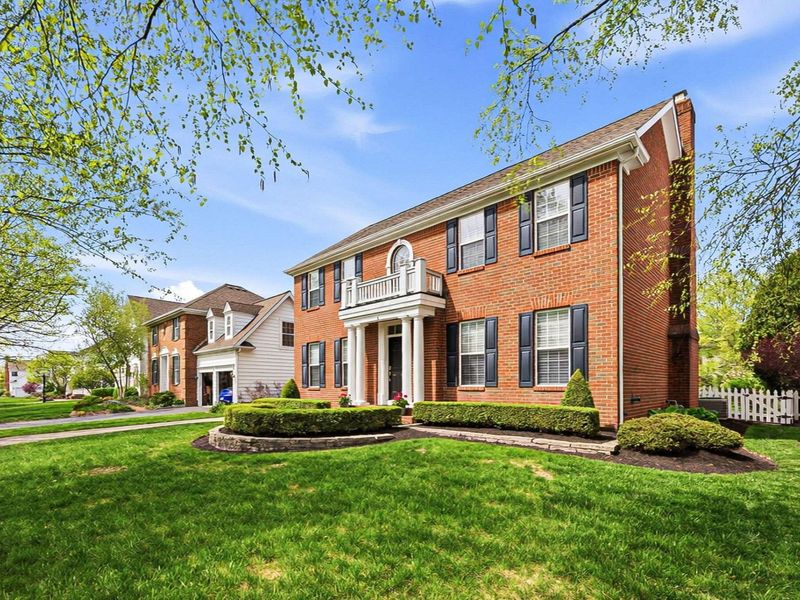 4940 Heath Gate Drive, New Albany, OH 43054 Photo 2