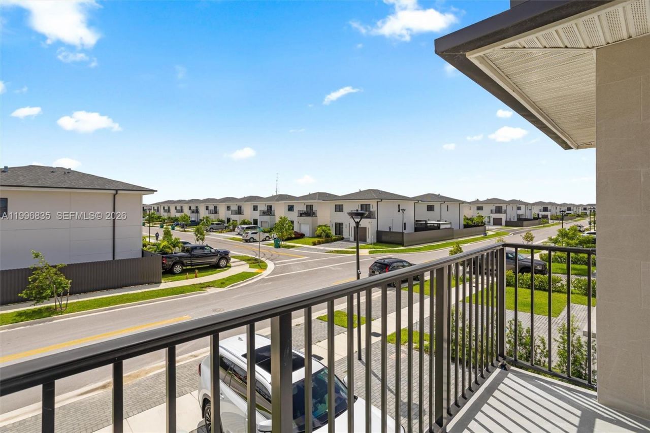 321 NW 13th Pl , Florida City, FL 33034 Photo