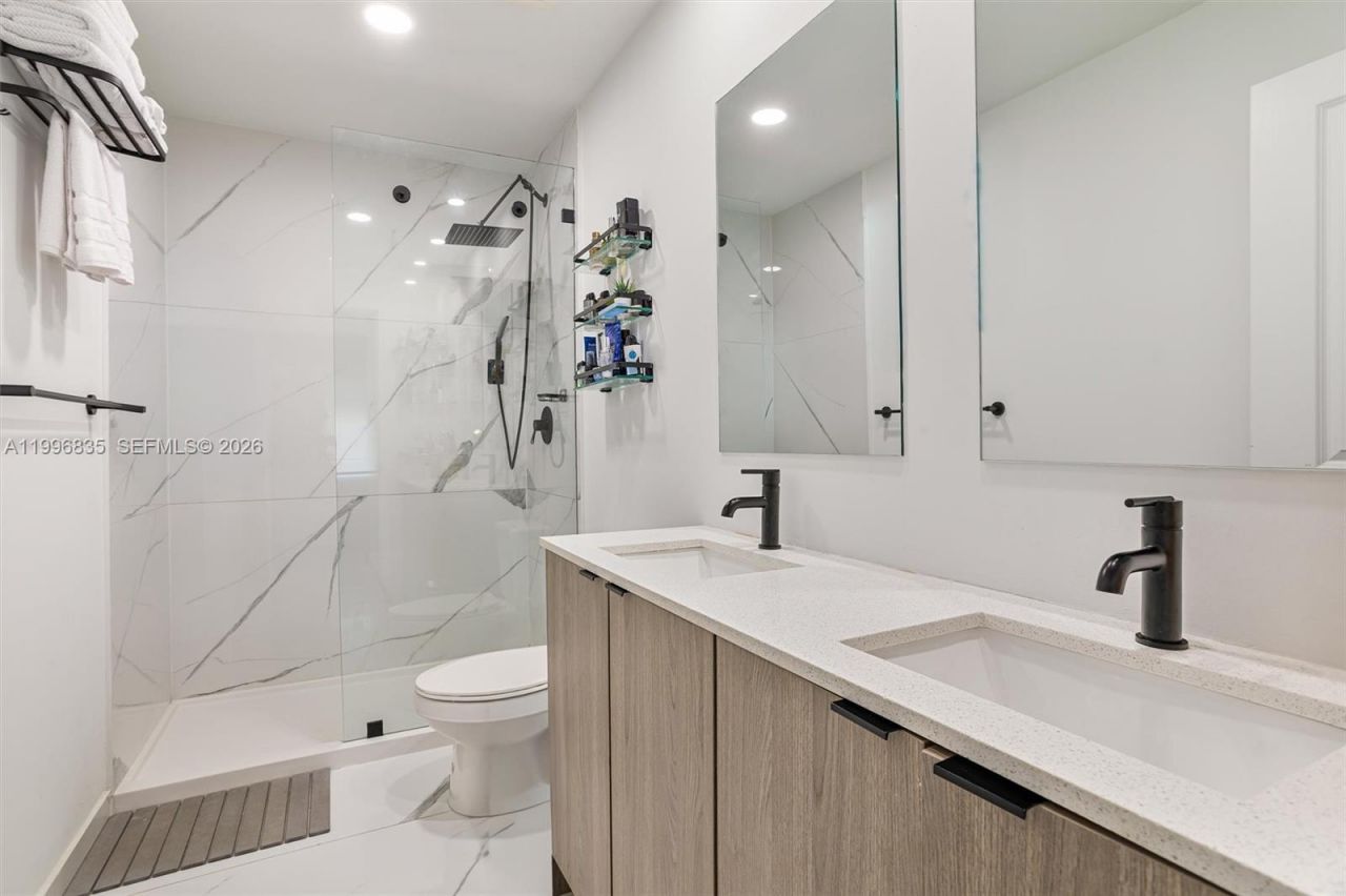 321 NW 13th Pl , Florida City, FL 33034 Photo