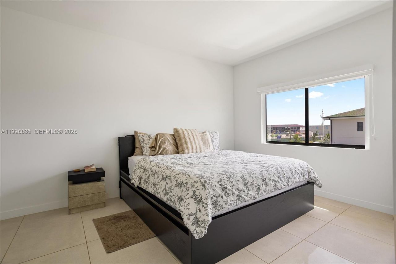 321 NW 13th Pl , Florida City, FL 33034 Photo