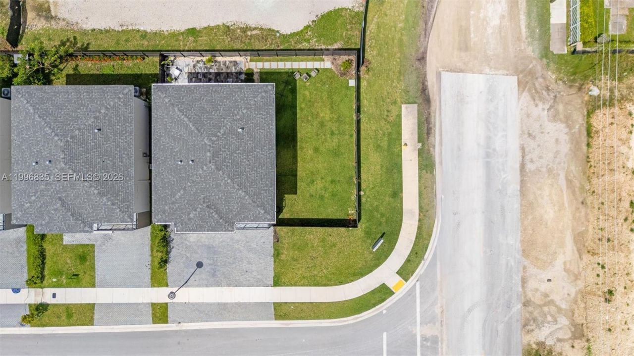 321 NW 13th Pl , Florida City, FL 33034 Photo