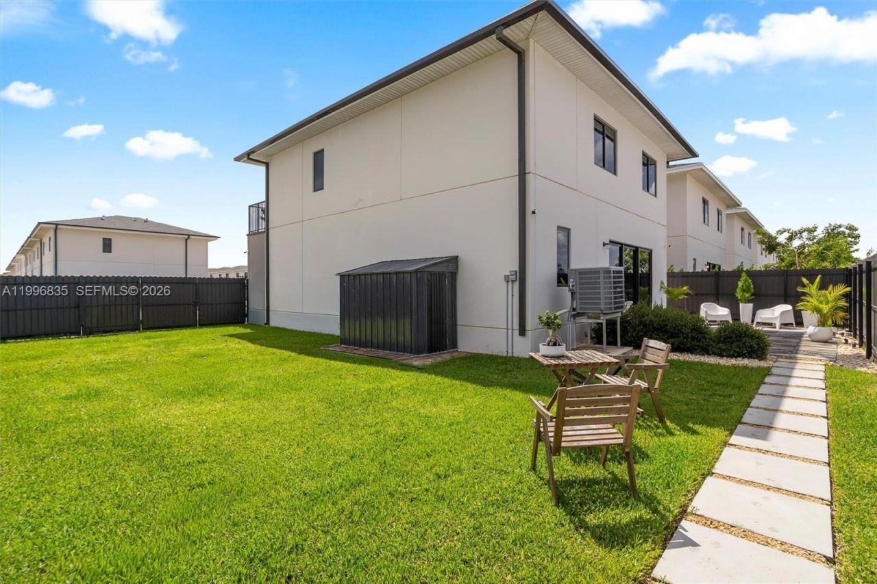 321 NW 13th Pl , Florida City, FL 33034 Photo