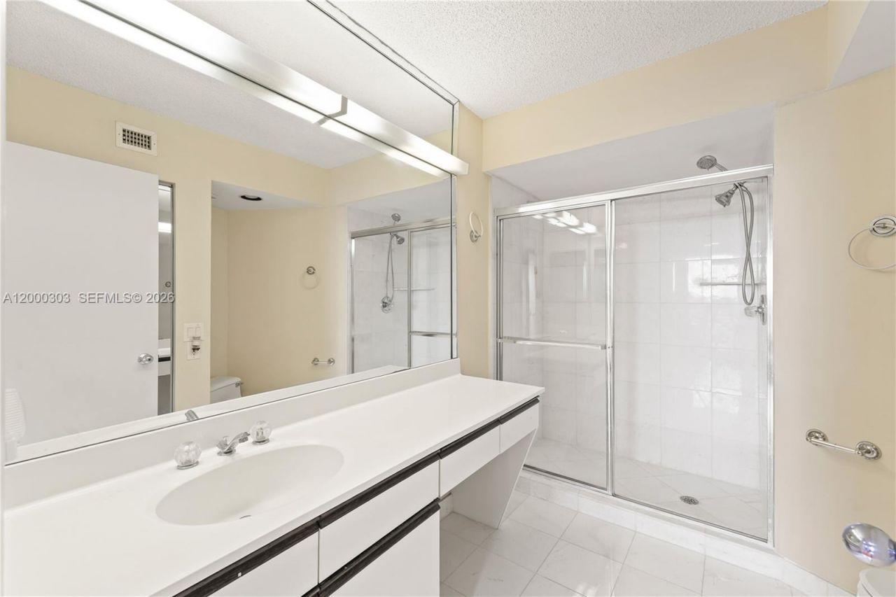 19101 NE 36th Ct , Unit 509, Aventura, FL 33180 Photo