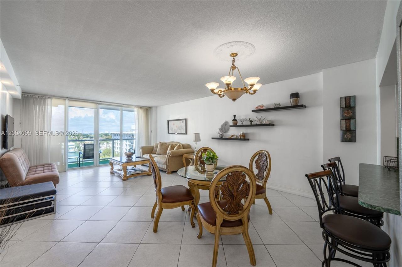 5601 Collins Ave, Unit 919, Miami Beach, FL 33140 Photo