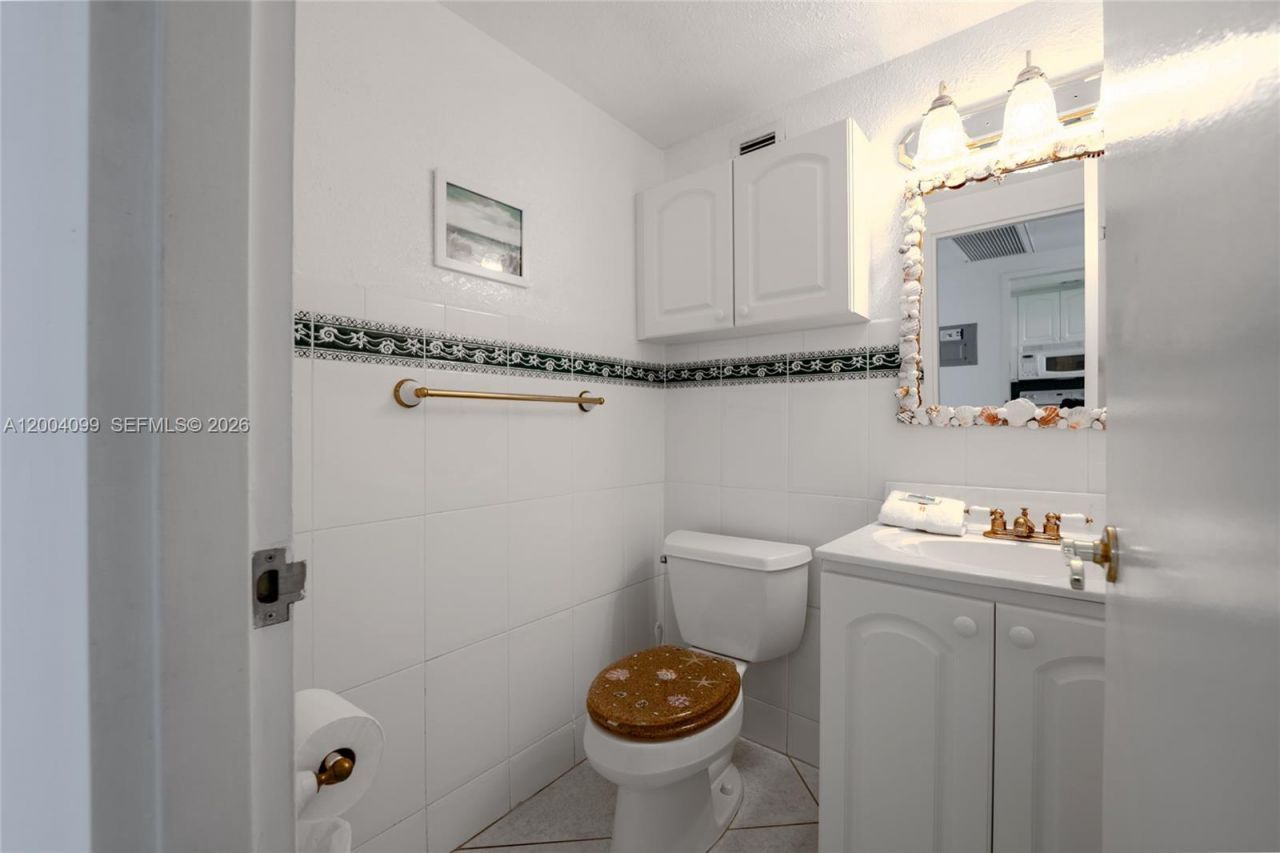 5601 Collins Ave, Unit 919, Miami Beach, FL 33140 Photo