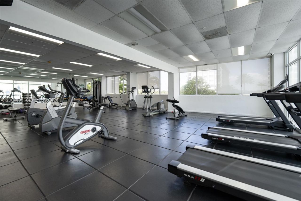 5601 Collins Ave, Unit 919, Miami Beach, FL 33140 Photo