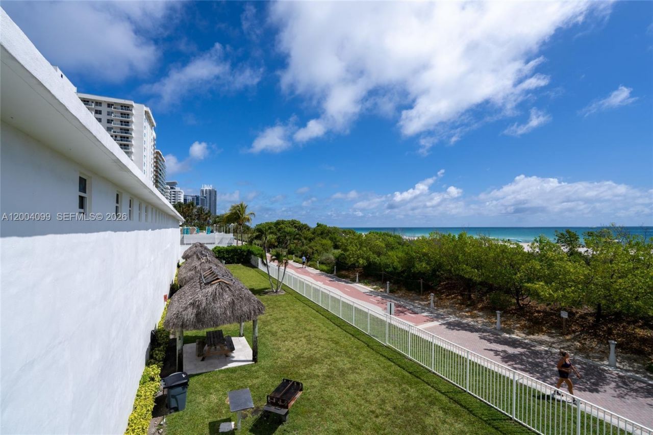 5601 Collins Ave, Unit 919, Miami Beach, FL 33140 Photo