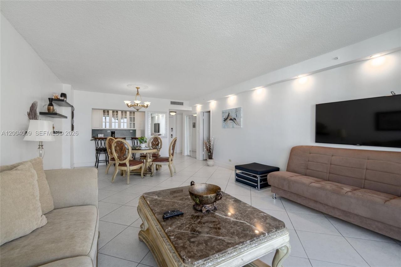 5601 Collins Ave, Unit 919, Miami Beach, FL 33140 Photo