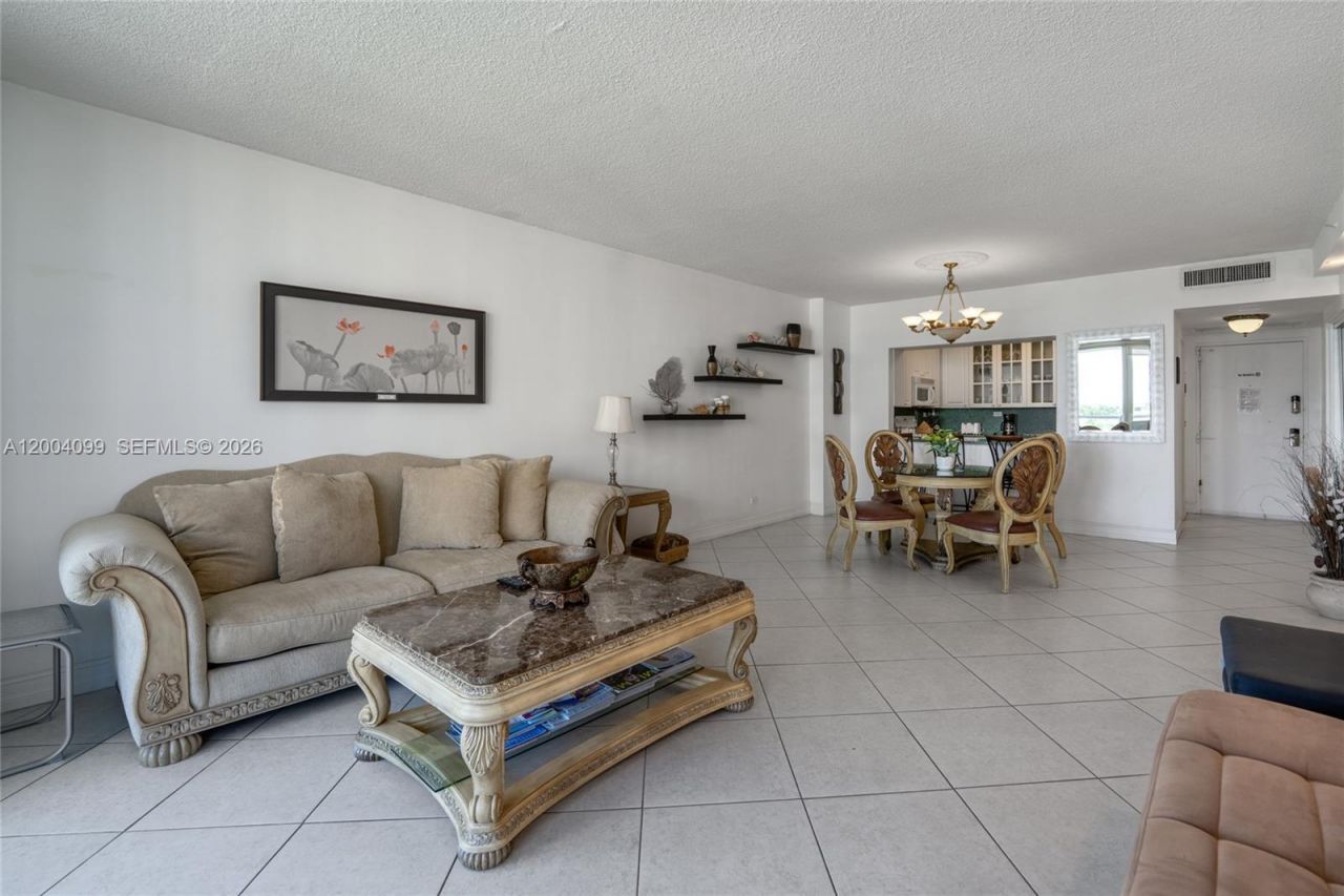 5601 Collins Ave, Unit 919, Miami Beach, FL 33140 Photo