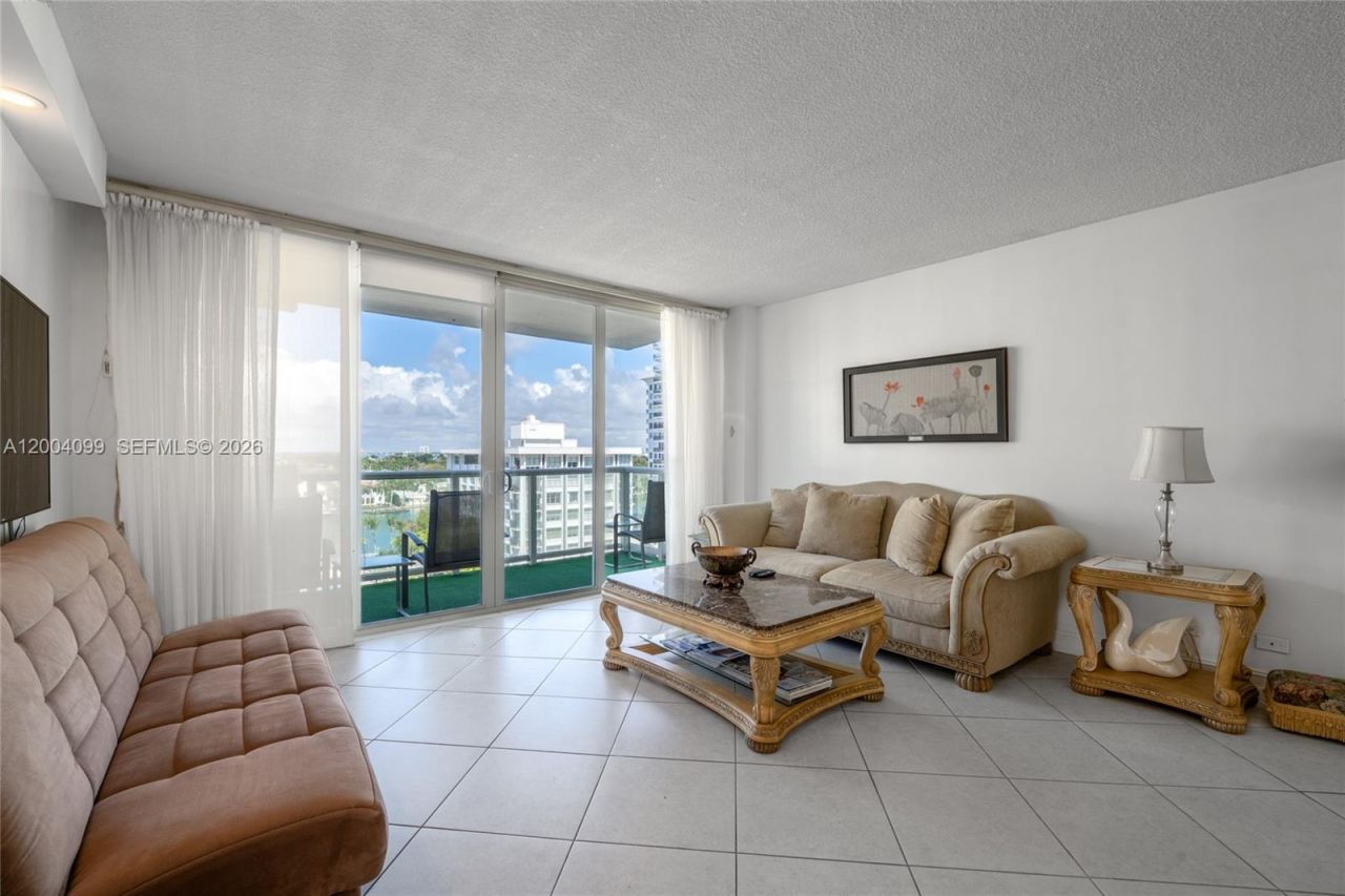 5601 Collins Ave, Unit 919, Miami Beach, FL 33140 Photo