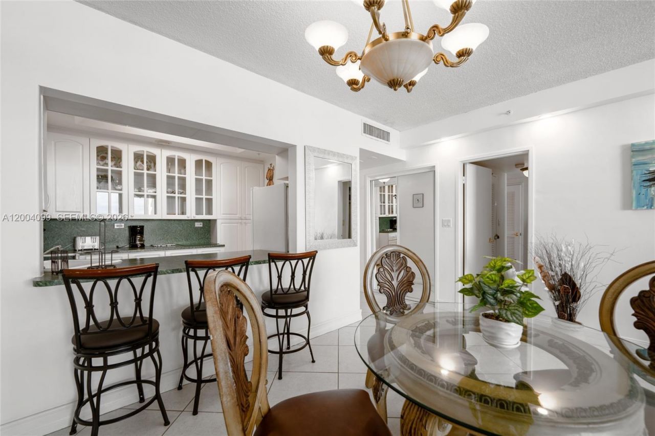5601 Collins Ave, Unit 919, Miami Beach, FL 33140 Photo