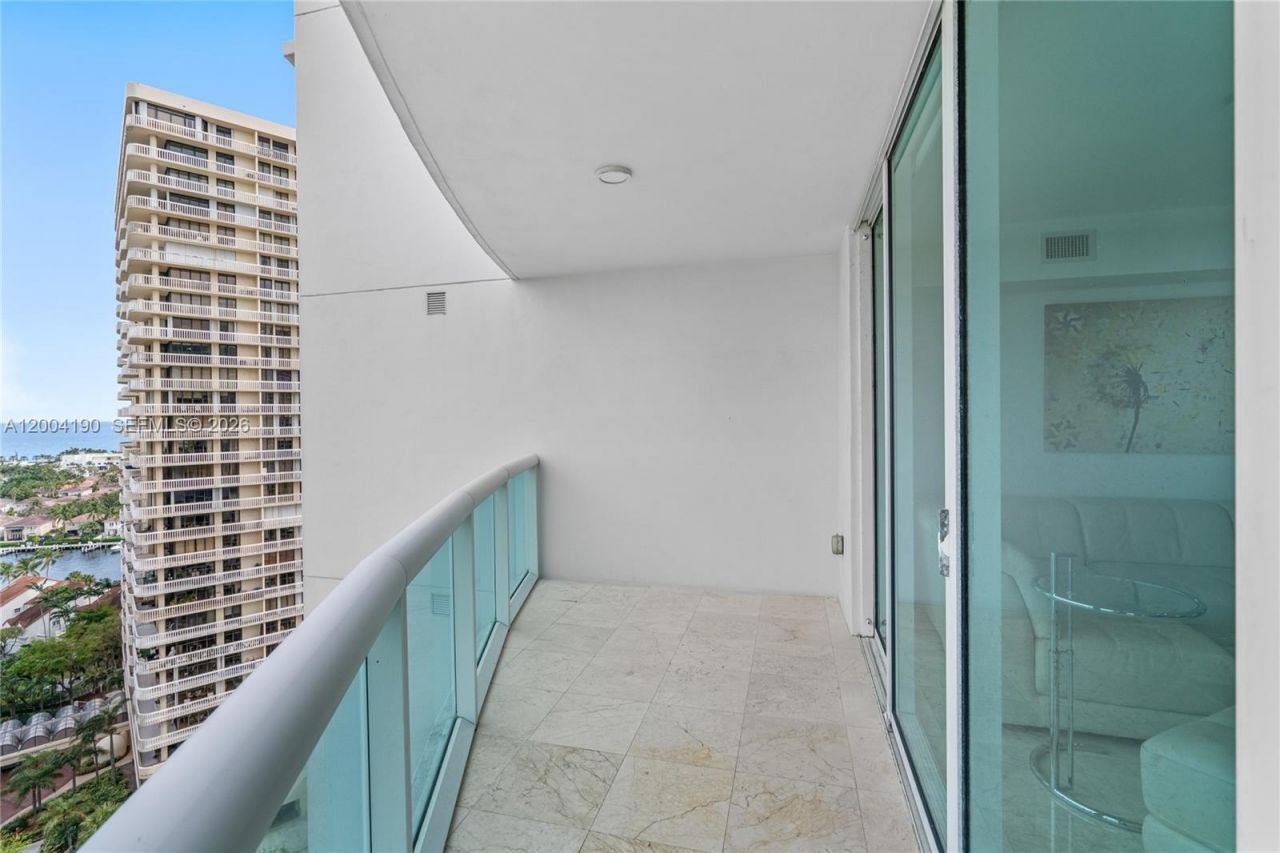 19400 Turnberry Way , Unit 1731, Aventura, FL 33180 Photo
