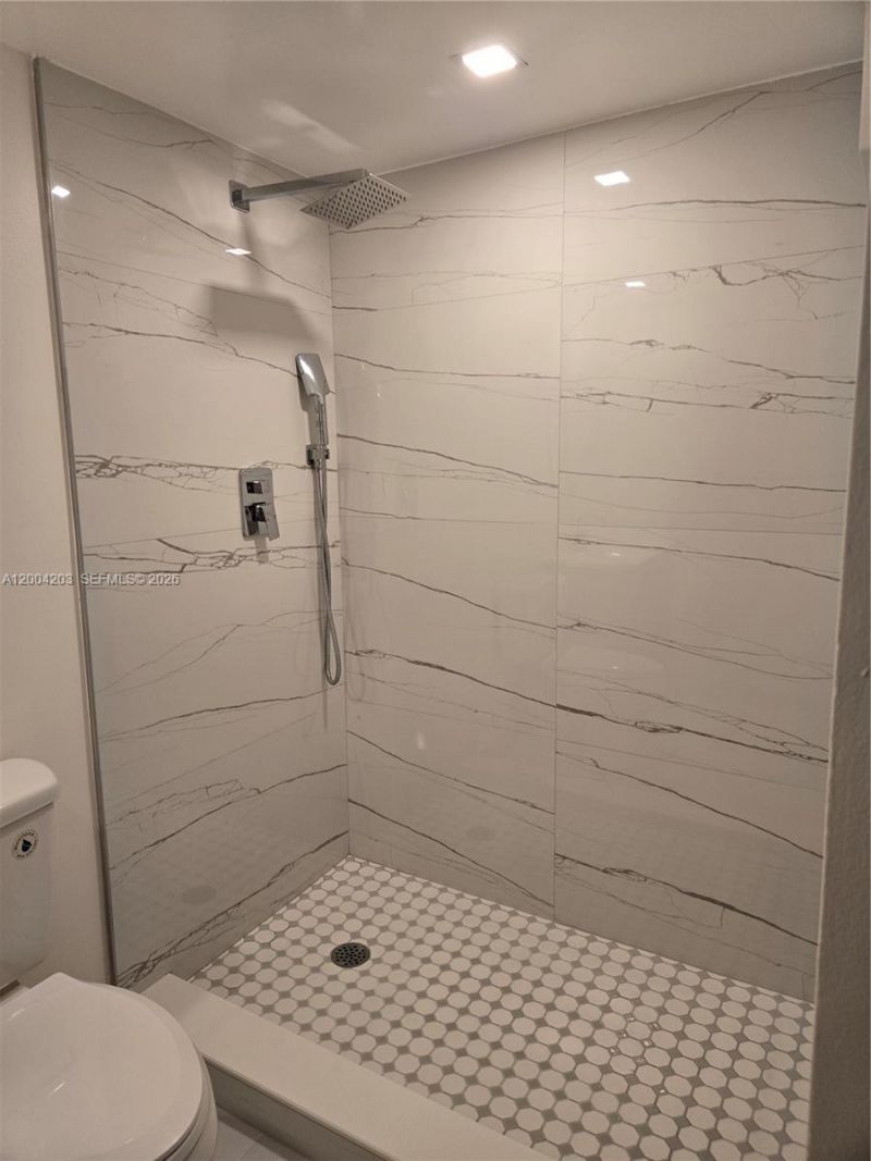 9610 S Belfort Cir, Unit 107, Tamarac, FL 33321 Photo