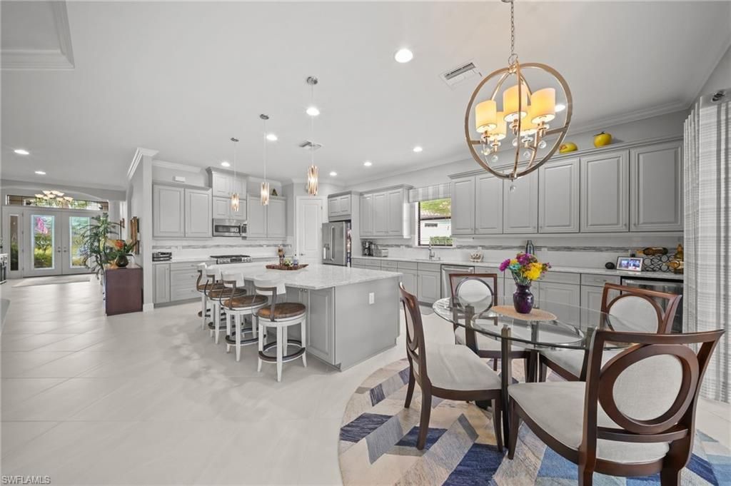 9282 Rialto Ln , Naples, FL 34119 Photo