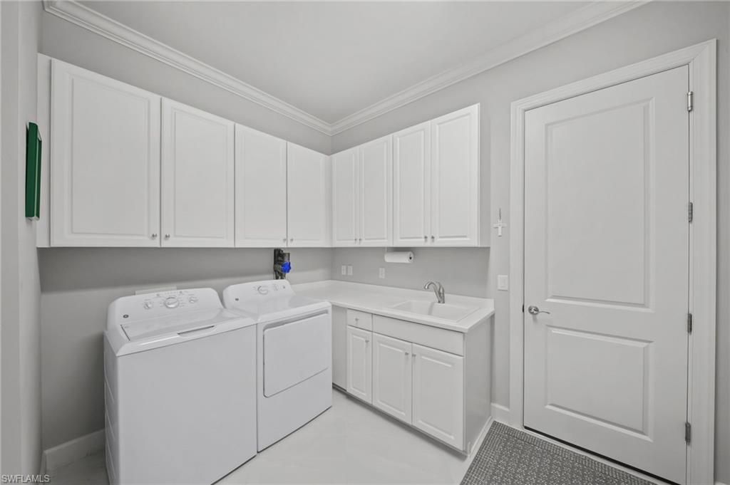 9282 Rialto Ln , Naples, FL 34119 Photo