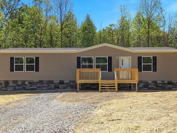150 McCullough Lane, Bulls Gap, TN 37711