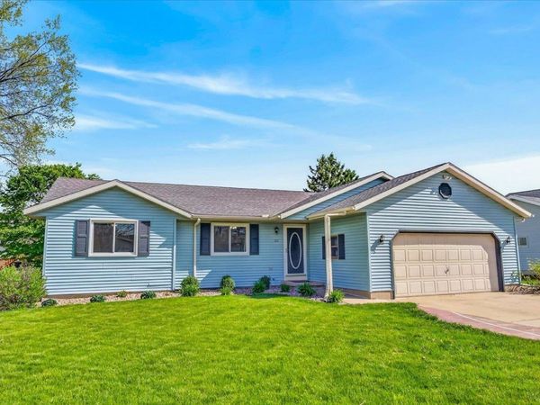 618 Robin Drive, Sun Prairie, WI 53590