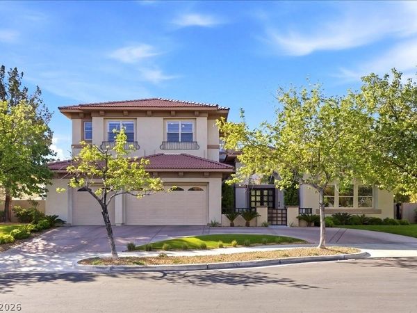 10979 Willow Heights Drive , Las Vegas, NV 89135