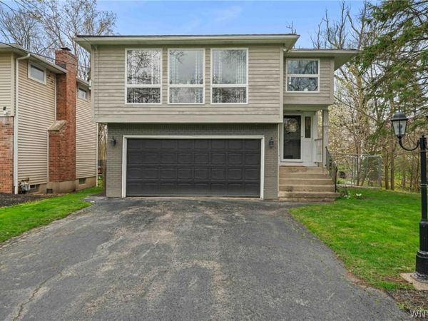 342 Allendale Road , West Seneca, NY 14224