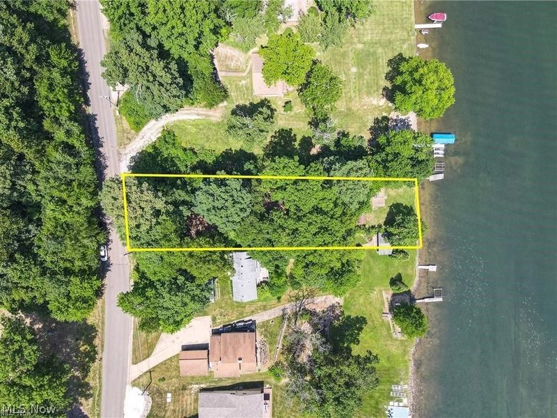 154 W Mohawk Drive, Malvern, OH 44644 Photo 6