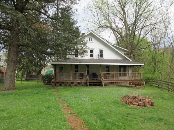 227 Wurtemburg Rd , Ellwood City, PA 16117