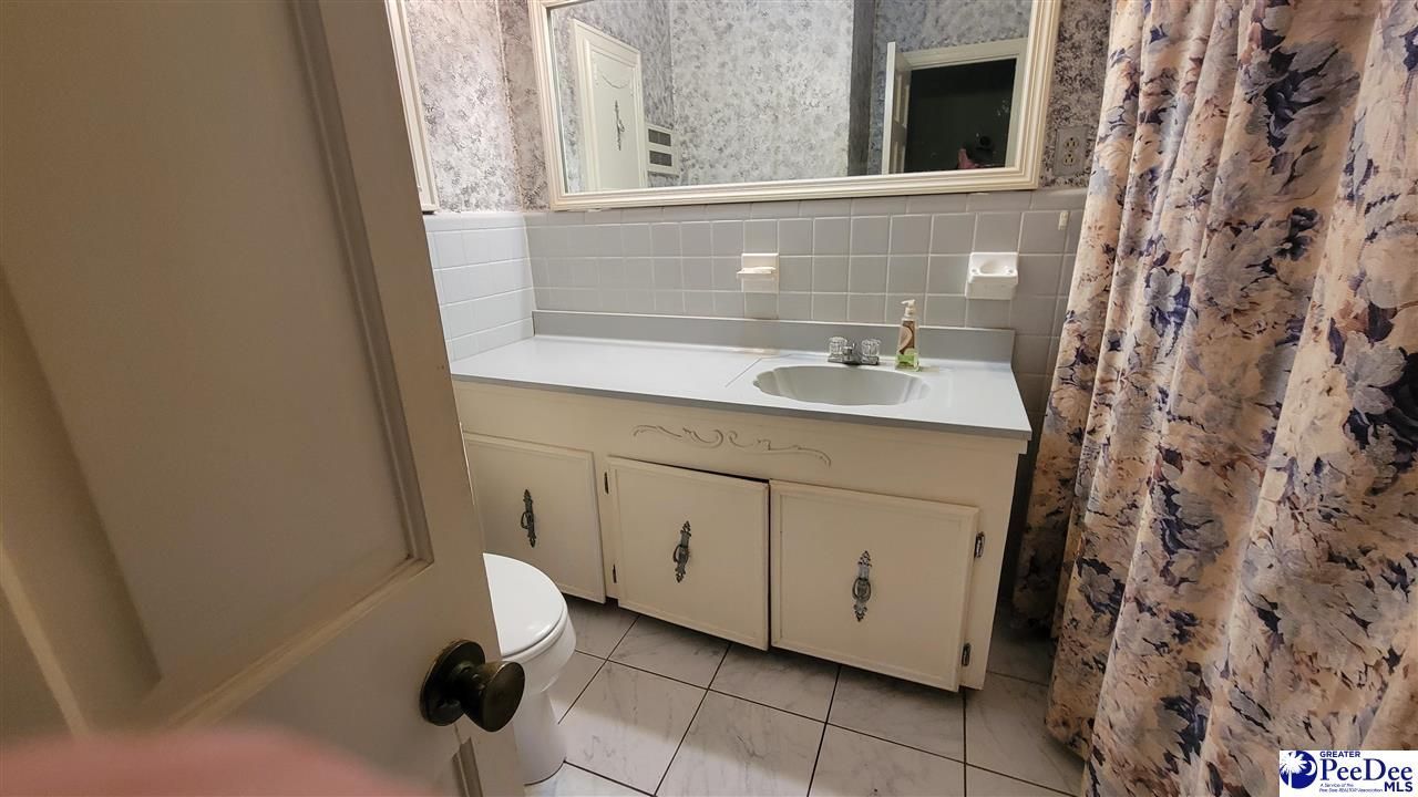 2400 S Robeson Ave Photo 25