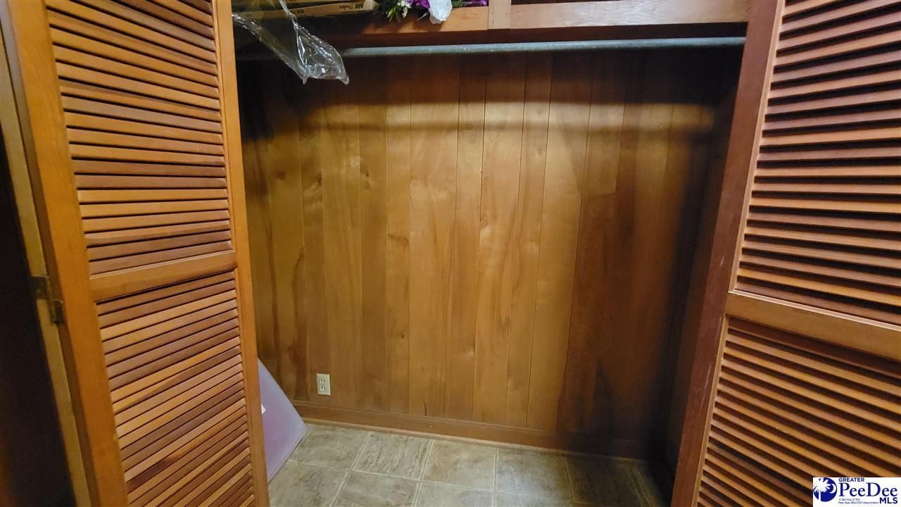 2400 S Robeson Ave Photo 28