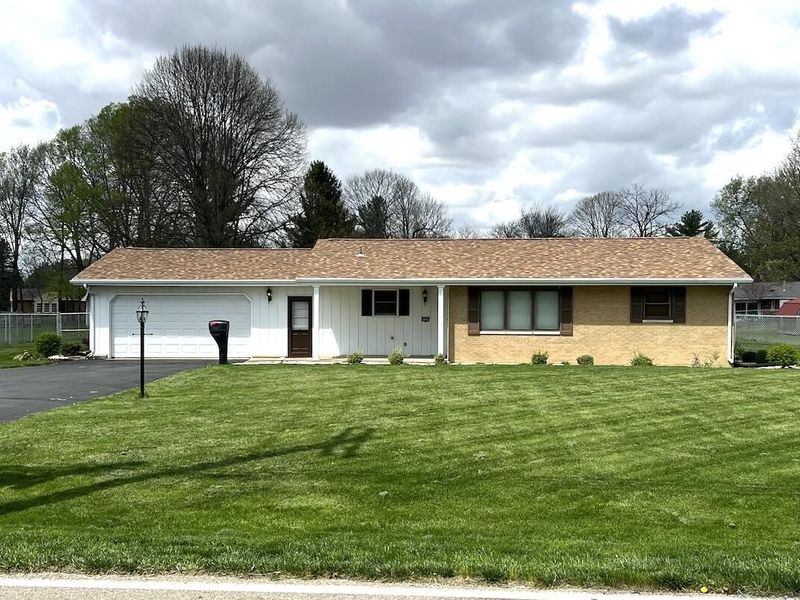 9480 N Country Club Road, Piqua, OH 45356 Photo 1