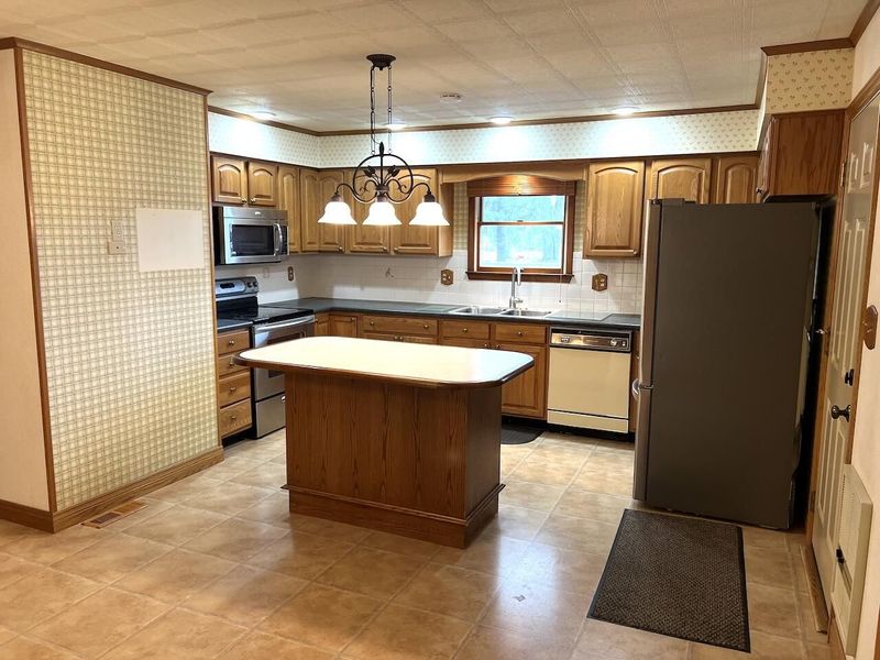 9480 N Country Club Road, Piqua, OH 45356 Photo 11