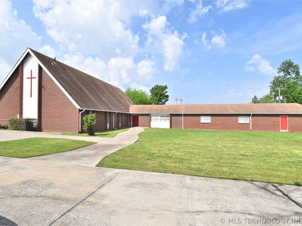 5424 N Peoria Avenue , Tulsa, OK 74126